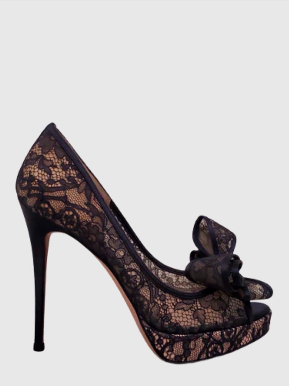 Betsey Johnson Black Lace Peep Toe Platform Pumps with Bow